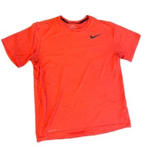 Nike Dri Fit - Large